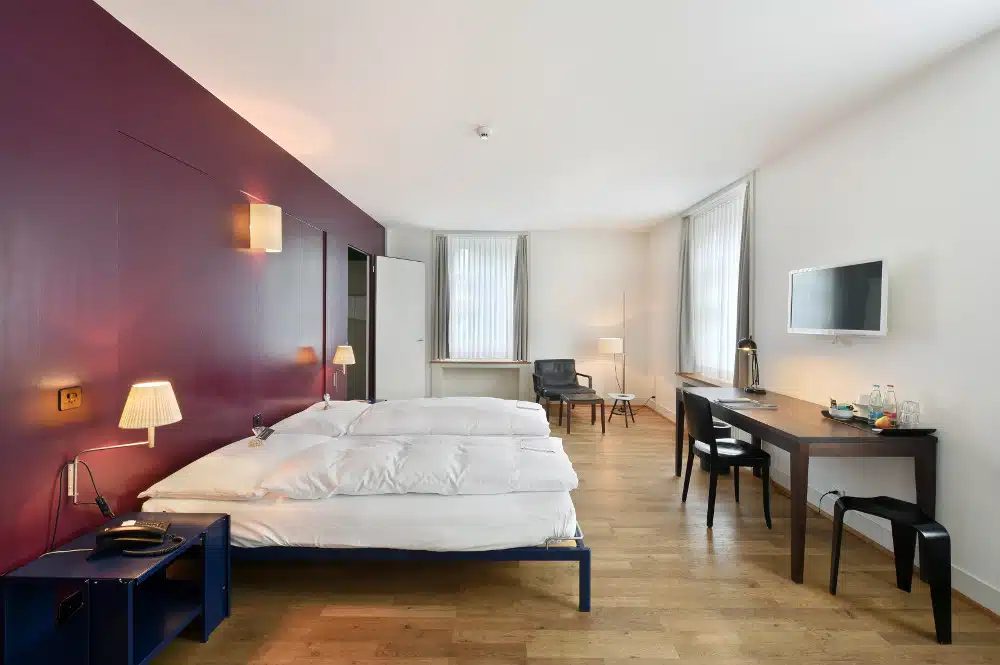 Doppelzimmer im Schloss Binningen